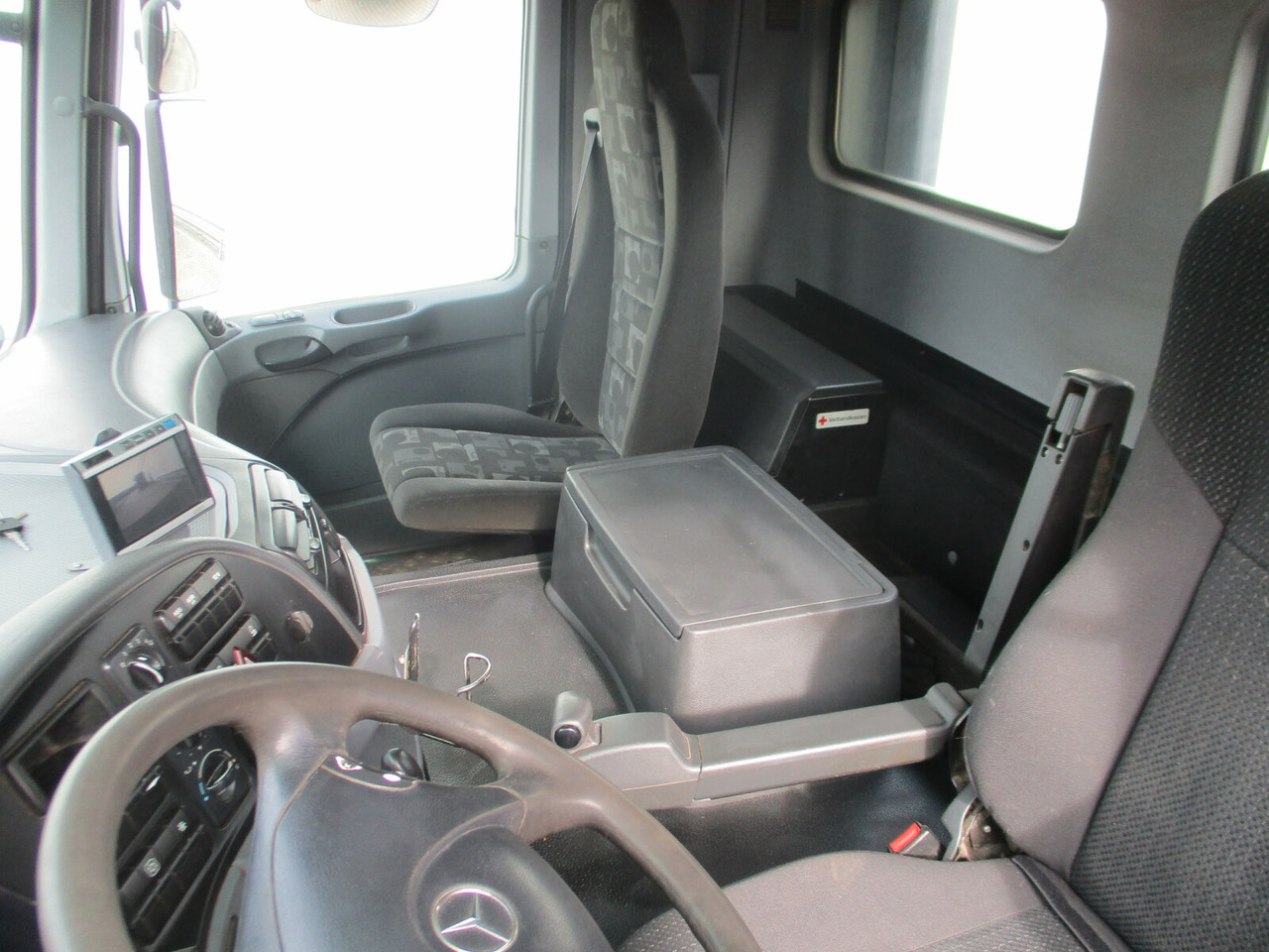 Leasing de Mercedes-Benz Actros 2644/48 K 6x4 Actros 2644/48 K 6x4 Mercedes-Benz Actros 2644/48 K 6x4 Actros 2644/48 K 6x4: foto 7