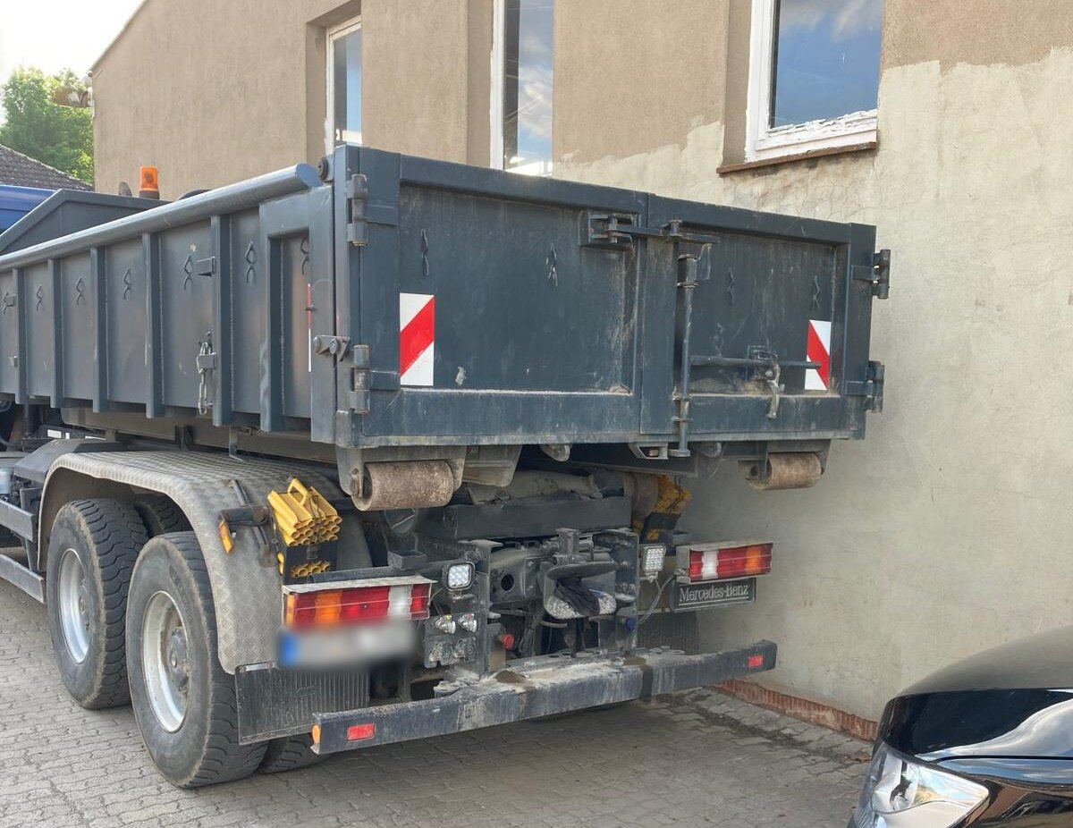 Mercedes-Benz Actros 3346 6x4 Actros 3346 6x4, Retarder - Camión multibasculante: foto 3 Mercedes-Benz Actros 3346 6x4 Actros 3346 6x4, Retarder - Camión multibasculante: foto 3