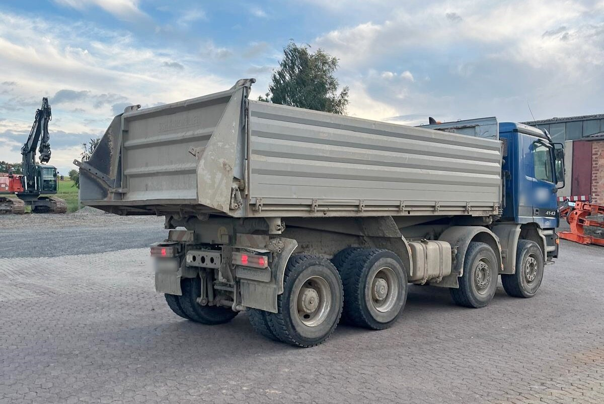Mercedes-Benz Actros 4140 8x4/4 Actros 4140 8x4/4, Alu-Bordwände - Camión volquete: foto 3 Mercedes-Benz Actros 4140 8x4/4 Actros 4140 8x4/4, Alu-Bordwände - Camión volquete: foto 3