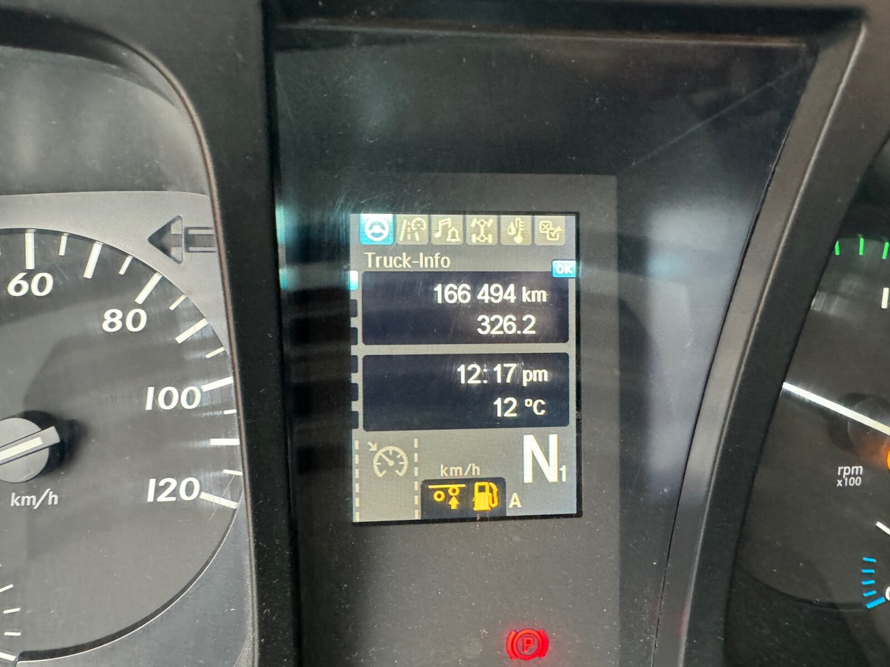 Mercedes-Benz Antos 2536/43 L 6x2 Antos 2536/43 L 6x2, Liftachse, Hiab XR 21S61 bis 7 m Container - Camión multibasculante: foto 5 Mercedes-Benz Antos 2536/43 L 6x2 Antos 2536/43 L 6x2, Liftachse, Hiab XR 21S61 bis 7 m Container - Camión multibasculante: foto 5