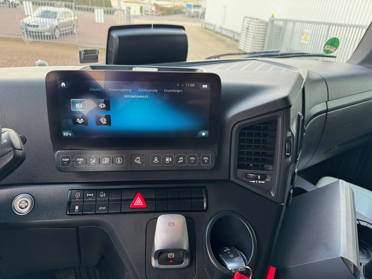 Mercedes-Benz Arocs 1840 L 4x2 Arocs 1840 L 4x2, Kran Palfinger PK12001L, Hochstand - Camión grúa: foto 5 Mercedes-Benz Arocs 1840 L 4x2 Arocs 1840 L 4x2, Kran Palfinger PK12001L, Hochstand - Camión grúa: foto 5