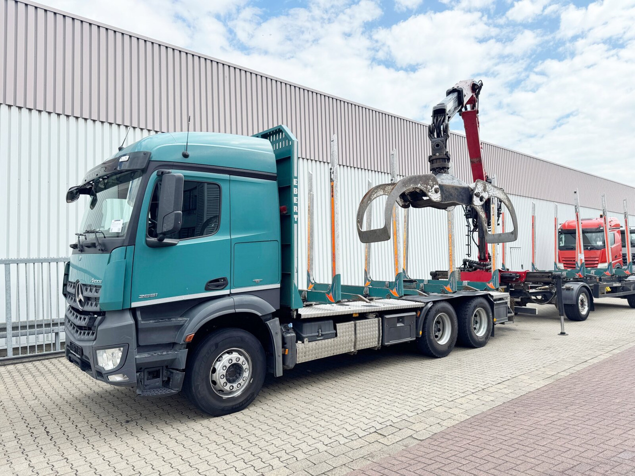 Mercedes-Benz Arocs 2651 L 6x4 Arocs 2651 L 6x4, Retarder, StreamSpace, Heckkran Epsilon M120L80 - Camión forestal, Camión grúa: foto 1 Mercedes-Benz Arocs 2651 L 6x4 Arocs 2651 L 6x4, Retarder, StreamSpace, Heckkran Epsilon M120L80 - Camión forestal, Camión grúa: foto 1