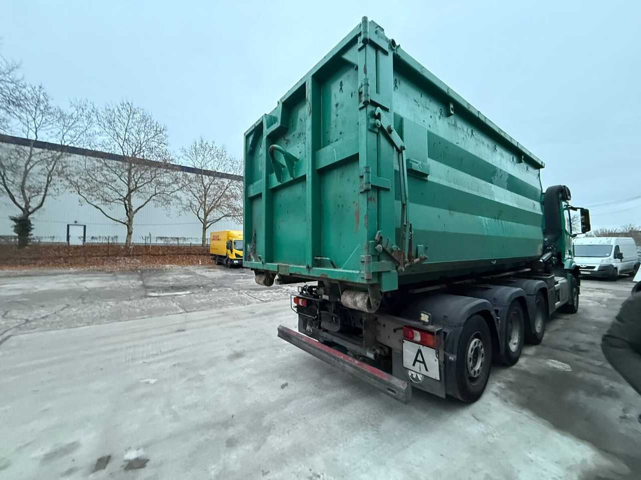 Mercedes-Benz Arocs 3240 L 8x4 ENA Arocs 3240 L 8x4 ENA, Lenk-/Liftachse, Navi, Hiab Abrollkipper - Camión multibasculante: foto 4 Mercedes-Benz Arocs 3240 L 8x4 ENA Arocs 3240 L 8x4 ENA, Lenk-/Liftachse, Navi, Hiab Abrollkipper - Camión multibasculante: foto 4