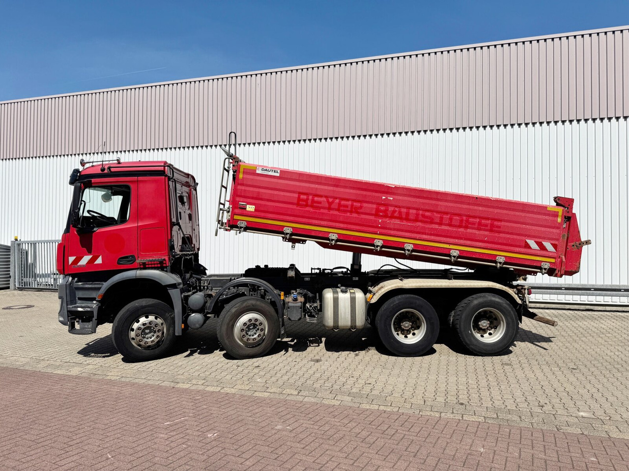 Leasing de Mercedes-Benz Arocs 3243 K 8x4/4 Arocs 3243 K 8x4/4, Alu-Bordwände Mercedes-Benz Arocs 3243 K 8x4/4 Arocs 3243 K 8x4/4, Alu-Bordwände: foto 13