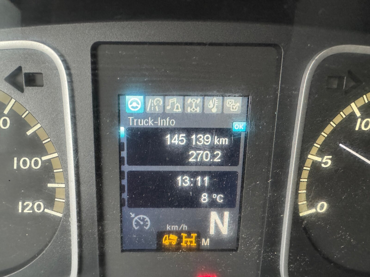 Mercedes-Benz Atego 1221 K 4x2 Atego 1221 K 4x2, 2x AHK - Camión volquete: foto 3 Mercedes-Benz Atego 1221 K 4x2 Atego 1221 K 4x2, 2x AHK - Camión volquete: foto 3