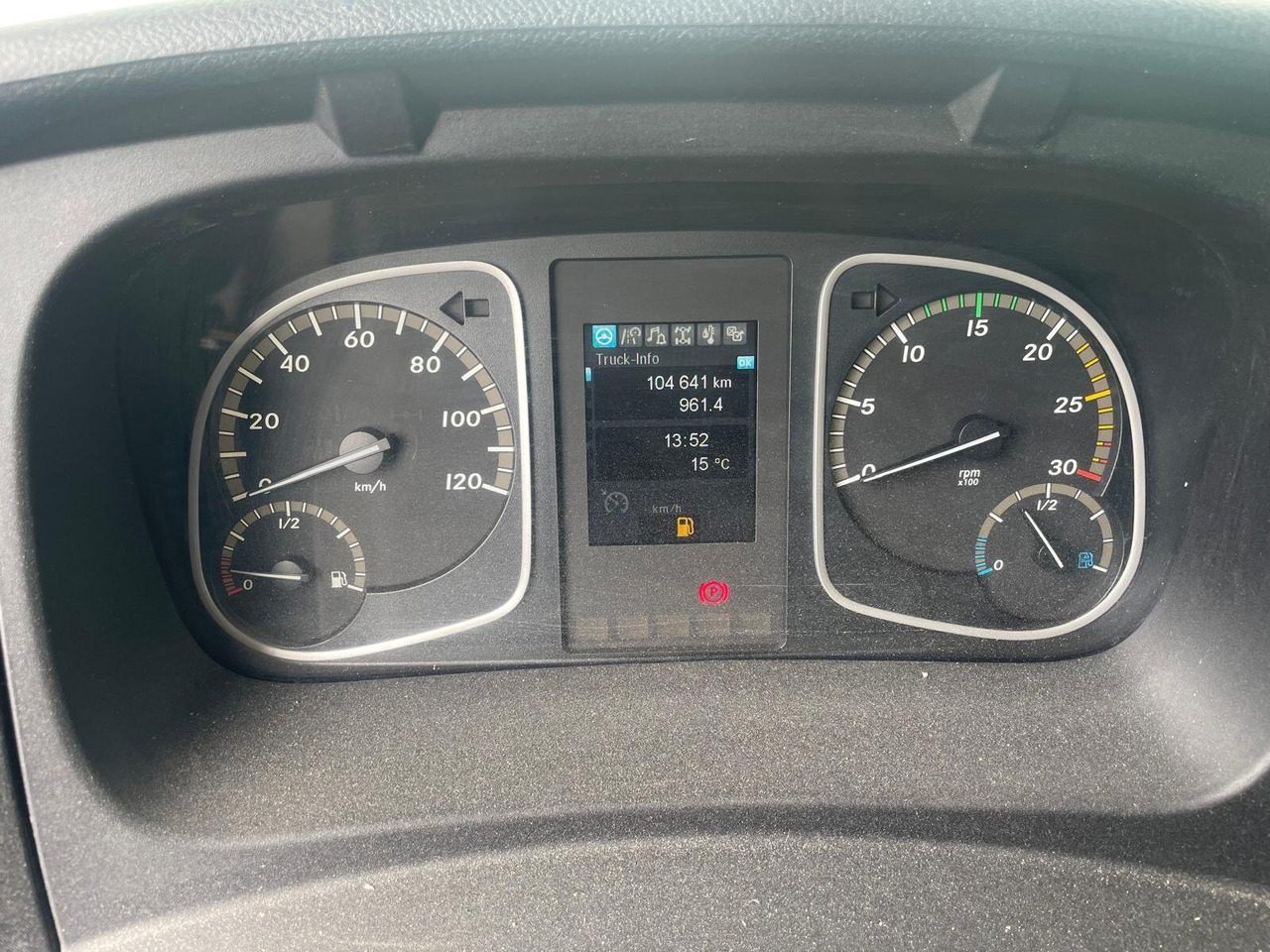 Camión multibasculante Mercedes-Benz Atego 1224 K 4x2 Atego 1224 K 4x2: foto 7