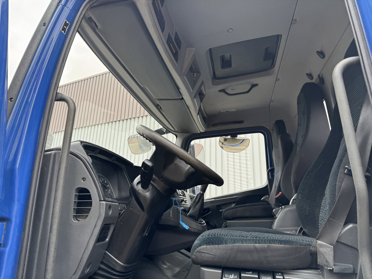 Mercedes-Benz Atego 1630 AK 4x4 Atego 1630 AK 4x4, Meiller - Camión volquete: foto 2 Mercedes-Benz Atego 1630 AK 4x4 Atego 1630 AK 4x4, Meiller - Camión volquete: foto 2