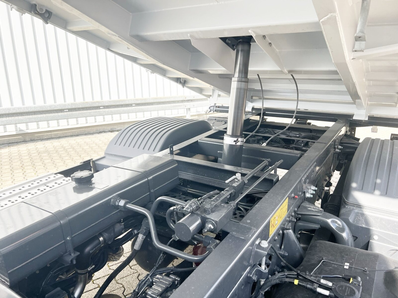 Camión volquete Mercedes-Benz Atego 818/23 K 4x2 Atego 818/23 K 4x2, 2x AHK, Meiller-Kipper, mehrfach Vorhanden!: foto 11 Camión volquete Mercedes-Benz Atego 818/23 K 4x2 Atego 818/23 K 4x2, 2x AHK, Meiller-Kipper, mehrfach Vorhanden!: foto 11