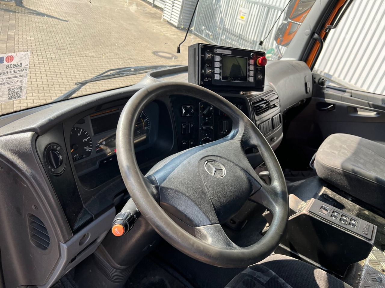Mercedes-Benz Axor 2529 L 6x2 Axor 2529 L 6x2, Lenkachse, HN-Cityloader, Zöller-Schüttung - Camión de basura: foto 3 Mercedes-Benz Axor 2529 L 6x2 Axor 2529 L 6x2, Lenkachse, HN-Cityloader, Zöller-Schüttung - Camión de basura: foto 3