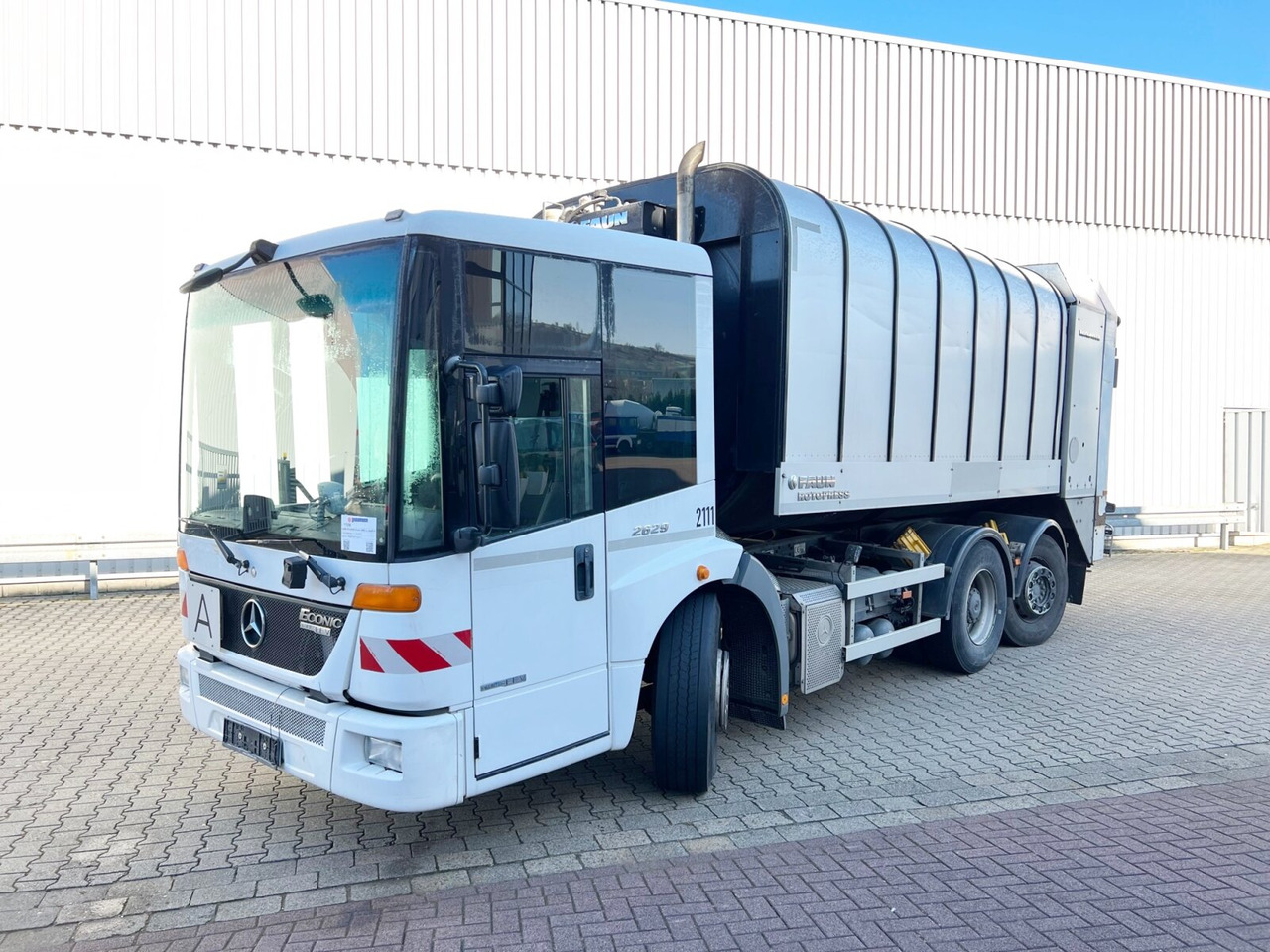 Mercedes-Benz Econic 2629 LL 6x2/4 NLA Econic 2629 LL 6x2/4 NLA, EEV, Lenkachse, FAUN Rotopress 520 L, Zöller-Schüttung - Camión de basura: foto 1 Mercedes-Benz Econic 2629 LL 6x2/4 NLA Econic 2629 LL 6x2/4 NLA, EEV, Lenkachse, FAUN Rotopress 520 L, Zöller-Schüttung - Camión de basura: foto 1
