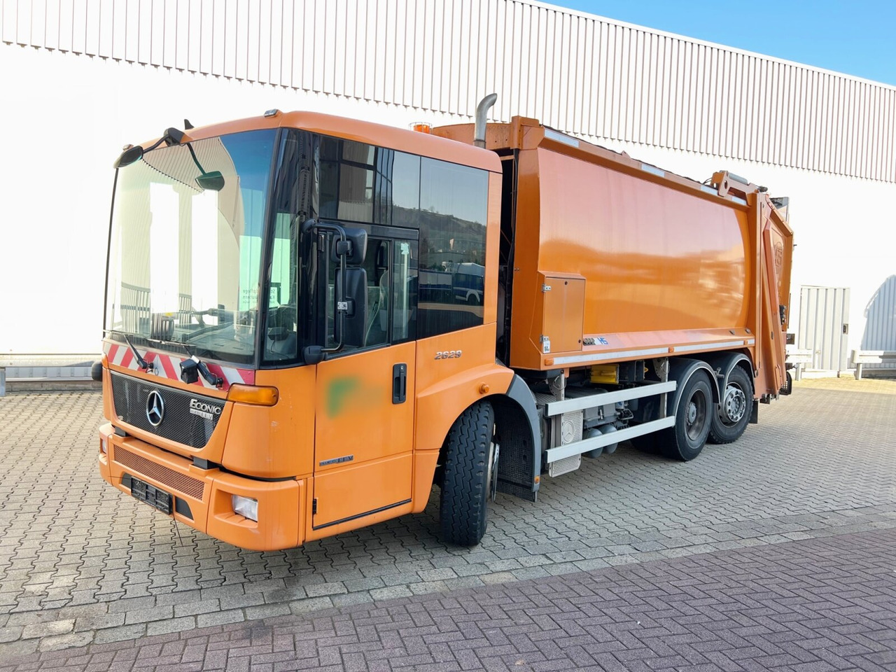 Mercedes-Benz Econic 2629 LL 6x2/4 NLA Econic 2629 LL 6x2/4 NLA, EEV, Lenkachse, HS Schörling - Camión de basura: foto 1 Mercedes-Benz Econic 2629 LL 6x2/4 NLA Econic 2629 LL 6x2/4 NLA, EEV, Lenkachse, HS Schörling - Camión de basura: foto 1