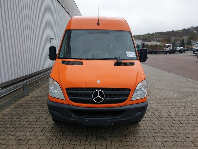 Furgón Mercedes-Benz Sprinter 313 KA 4x2 Sprinter 313 KA 4x2: foto 12