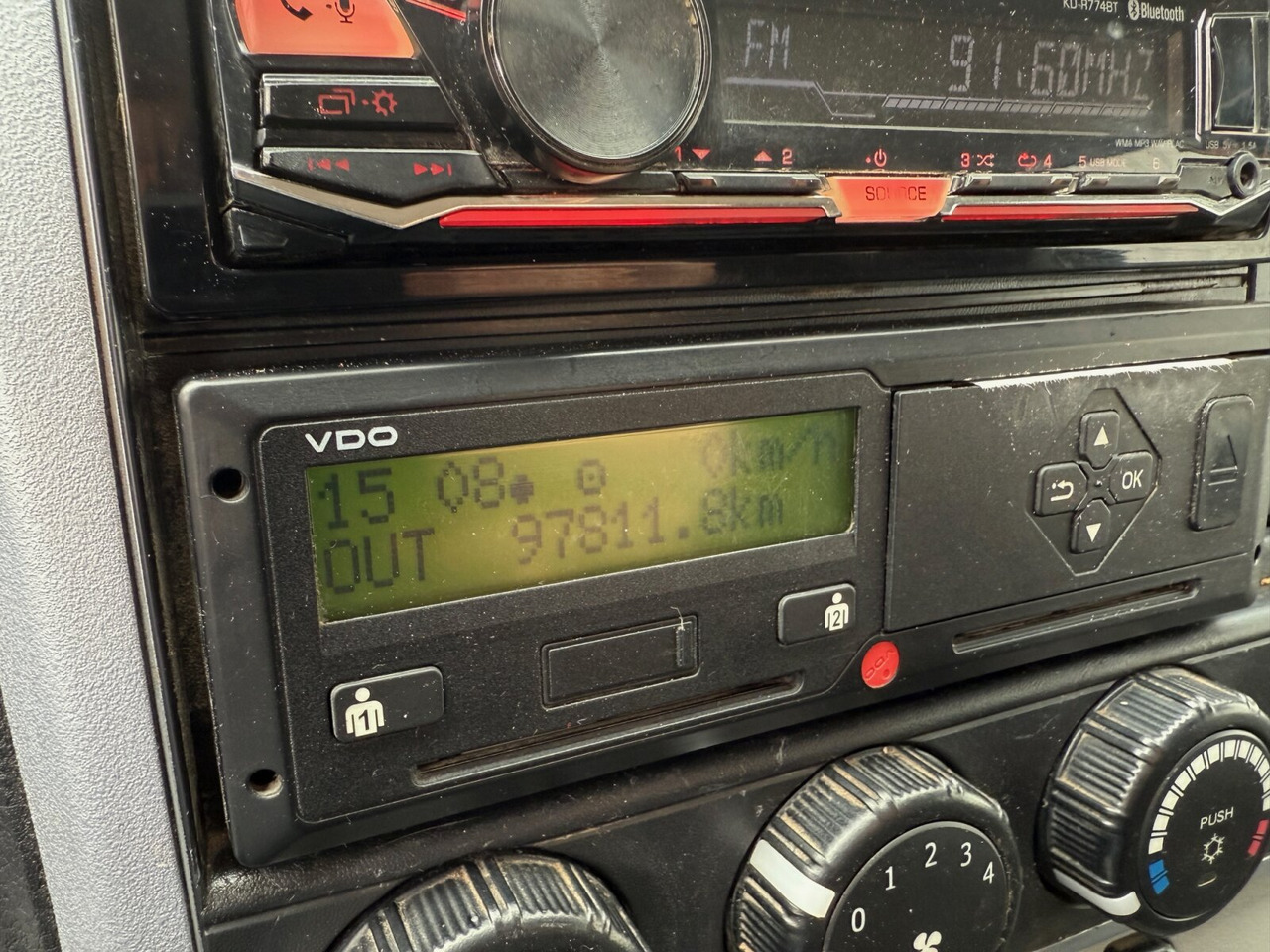 Mitsubishi Fuso 6C18D 4x4 Doka Fuso 6C18D 4x4 Doka - Camión volquete: foto 3 Mitsubishi Fuso 6C18D 4x4 Doka Fuso 6C18D 4x4 Doka - Camión volquete: foto 3