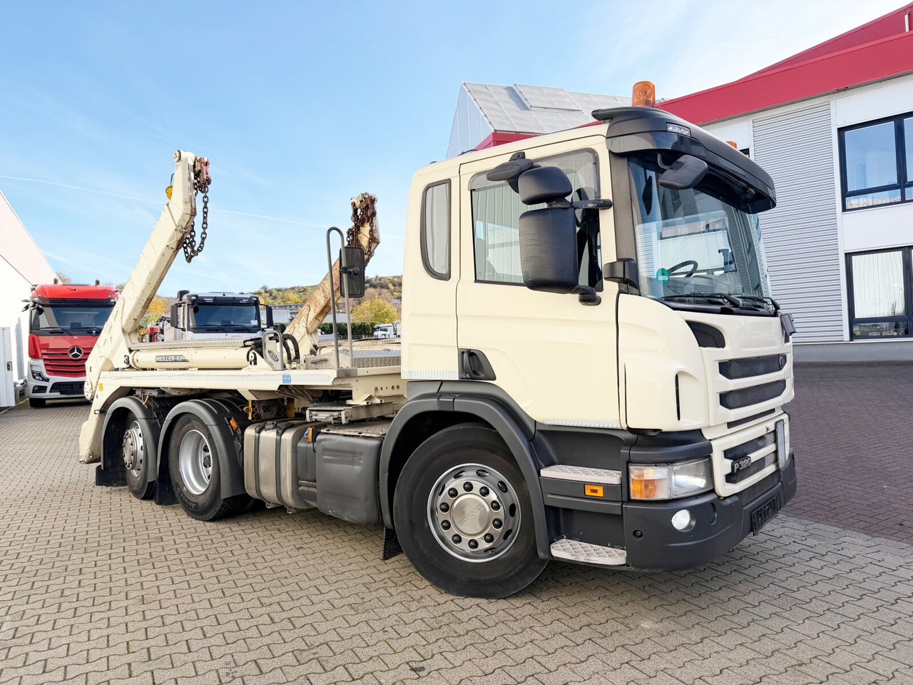 Leasing de Scania P 320/400 6x2-4 P 320/400 6x2-4, Lenk-/Liftachse, Tele-Absetzanlage, Funk Scania P 320/400 6x2-4 P 320/400 6x2-4, Lenk-/Liftachse, Tele-Absetzanlage, Funk: foto 10 Leasing de Scania P 320/400 6x2-4 P 320/400 6x2-4, Lenk-/Liftachse, Tele-Absetzanlage, Funk Scania P 320/400 6x2-4 P 320/400 6x2-4, Lenk-/Liftachse, Tele-Absetzanlage, Funk: foto 10