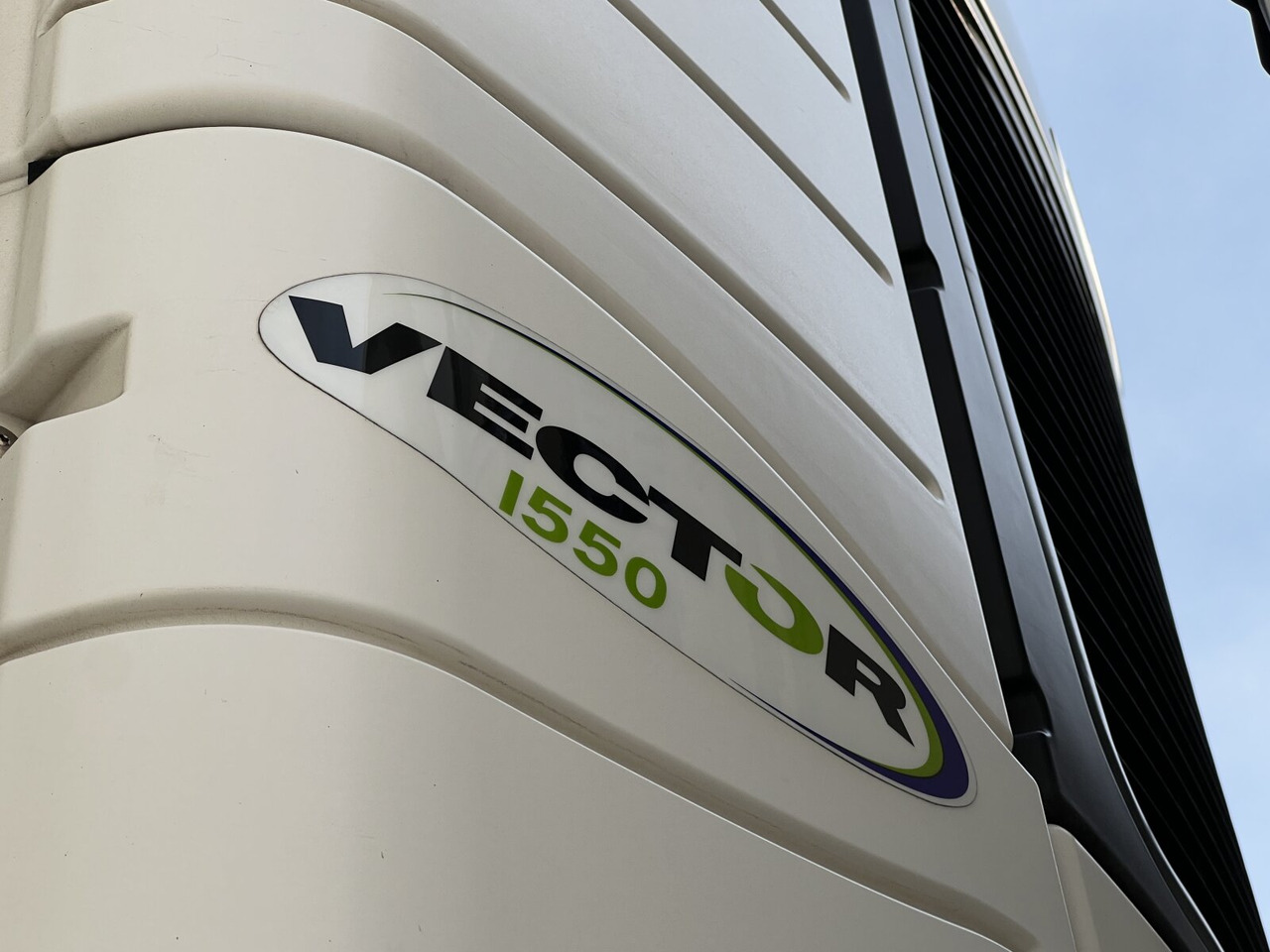 Schmitz Cargobull SKO 24/L-13.4 FP 25 SKO 24/L-13.4 FP 25 45 COOL, Mega, Doppelstock - Semirremolque frigorífico: foto 3 Schmitz Cargobull SKO 24/L-13.4 FP 25 SKO 24/L-13.4 FP 25 45 COOL, Mega, Doppelstock - Semirremolque frigorífico: foto 3