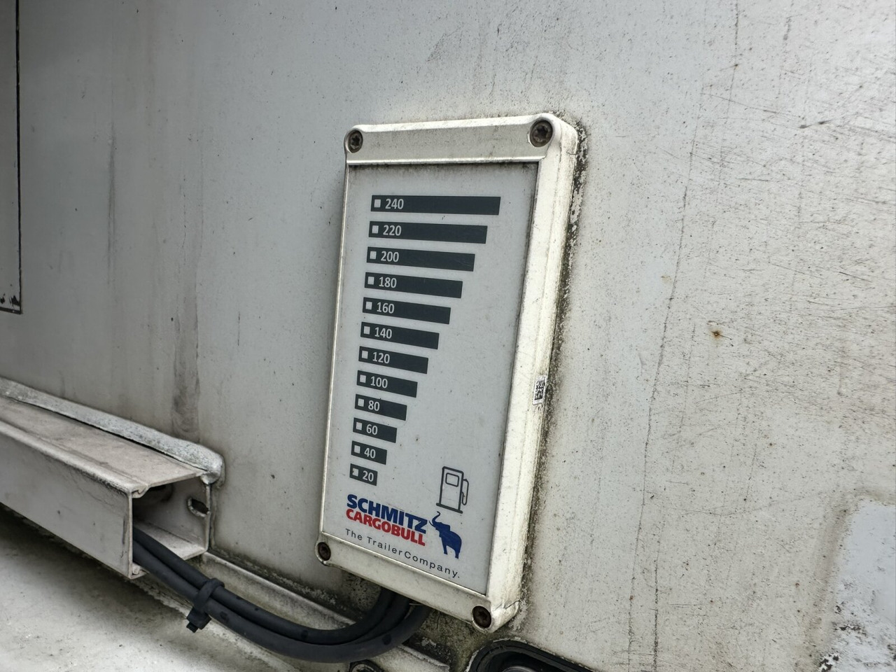 Schmitz Cargobull SKO 24/L-13.4 FP 25 SKO 24/L-13.4 FP 25 - Semirremolque frigorífico: foto 2 Schmitz Cargobull SKO 24/L-13.4 FP 25 SKO 24/L-13.4 FP 25 - Semirremolque frigorífico: foto 2