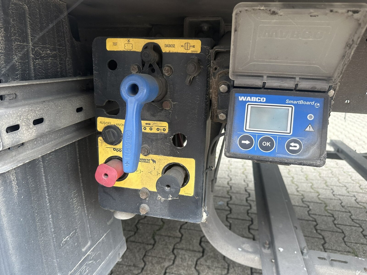 Schmitz Cargobull SKO 24/L-13.4 FP 25 SKO 24/L-13.4 FP 25 - Semirremolque frigorífico: foto 4 Schmitz Cargobull SKO 24/L-13.4 FP 25 SKO 24/L-13.4 FP 25 - Semirremolque frigorífico: foto 4