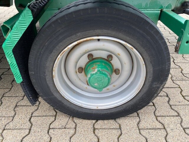 TL 6,4 Empl TL 6,4 Spezial-Tiefladeanhänger, Ex-Polizei - Remolque plataforma/ Caja abierta: foto 2 TL 6,4 Empl TL 6,4 Spezial-Tiefladeanhänger, Ex-Polizei - Remolque plataforma/ Caja abierta: foto 2