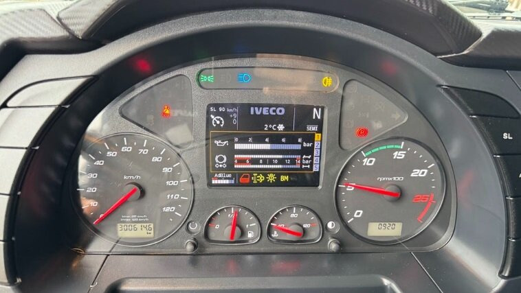 Trakker 460 8x4 - Camión volquete: foto 3 Trakker 460 8x4 - Camión volquete: foto 3