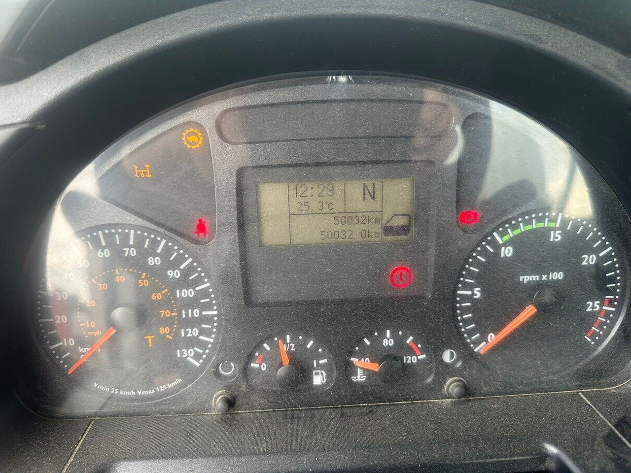 Trakker AD340T41B 8x4 Trakker AD340T41B 8x4, Betonmischer Stetter ca. 9m³ - Camión hormigonera: foto 4 Trakker AD340T41B 8x4 Trakker AD340T41B 8x4, Betonmischer Stetter ca. 9m³ - Camión hormigonera: foto 4