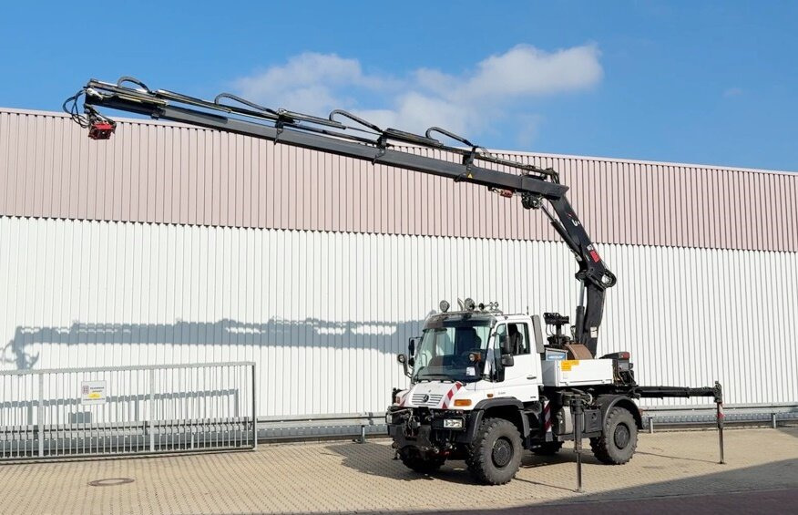 Unimog U400 4x4 U400 4x4, Frontzapfwelle, Heckkran Hiab XS 144-E4 HiDuo, Seilwinde, Funk - Autogrúa: foto 1 Unimog U400 4x4 U400 4x4, Frontzapfwelle, Heckkran Hiab XS 144-E4 HiDuo, Seilwinde, Funk - Autogrúa: foto 1