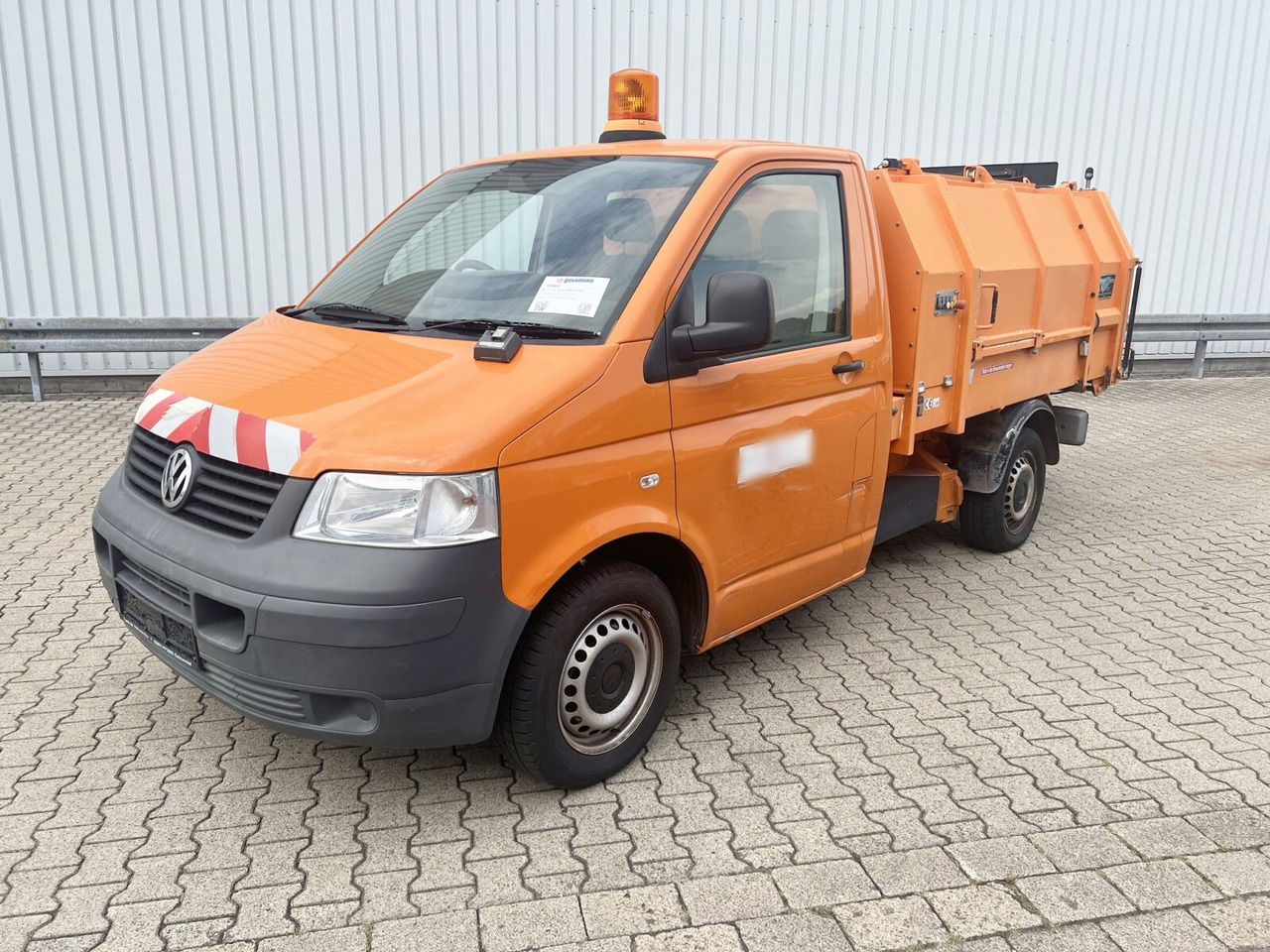 Volkswagen T5 1.9 TDI 4x2 Müllwagen T5 1.9 TDI 4x2, Hagemann Müllpreßaufbau ca. 3,4m³, Rechtslenker - Camión de basura: foto 1 Volkswagen T5 1.9 TDI 4x2 Müllwagen T5 1.9 TDI 4x2, Hagemann Müllpreßaufbau ca. 3,4m³, Rechtslenker - Camión de basura: foto 1