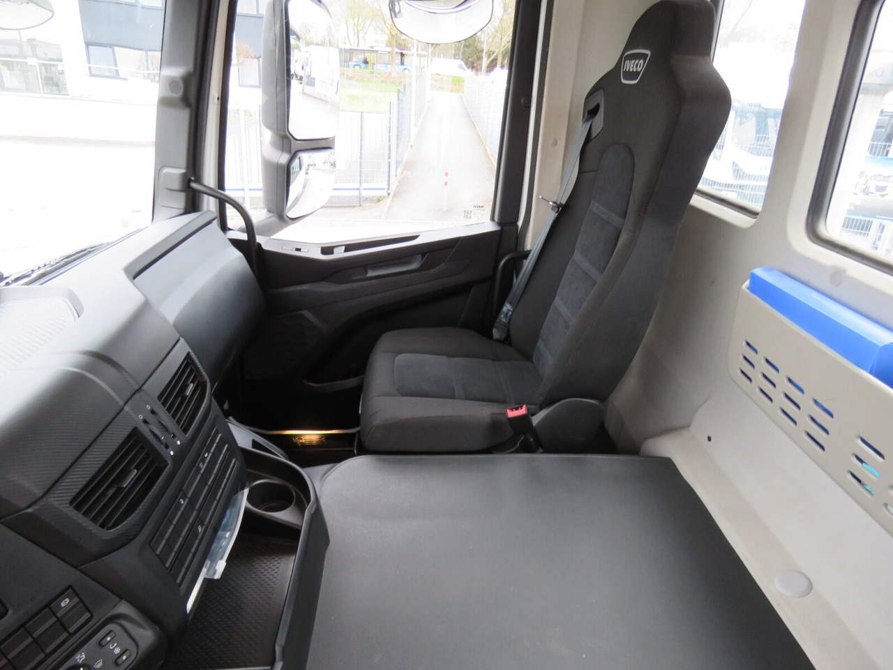 X-Way AD360X40BZ 8x4 X-Way AD360X40BZ 8x4, Stetter 8/9m³ - Camión hormigonera: foto 4 X-Way AD360X40BZ 8x4 X-Way AD360X40BZ 8x4, Stetter 8/9m³ - Camión hormigonera: foto 4