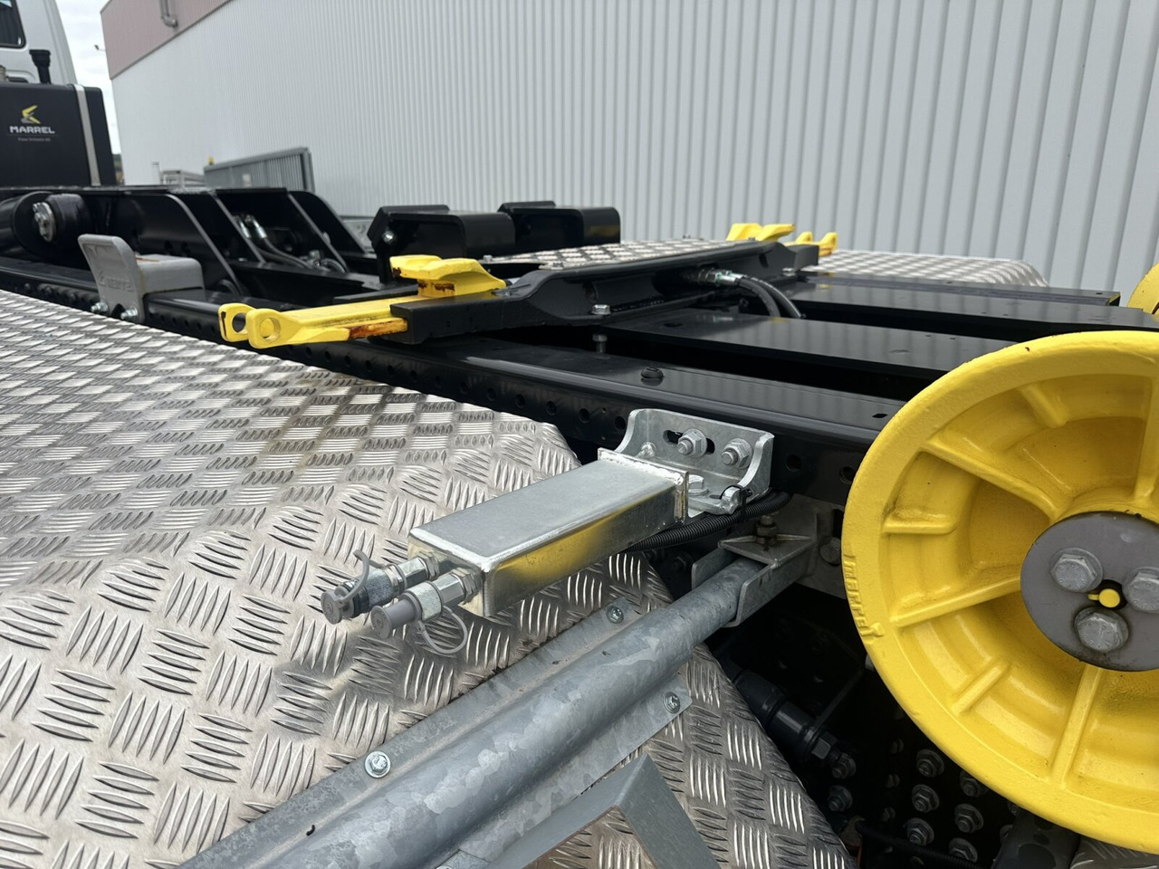 X-Way AD360X48Z 8x4 X-Way AD360X48Z 8x4, Motorabtrieb, Navi, Schub-Knick - Camión multibasculante: foto 3 X-Way AD360X48Z 8x4 X-Way AD360X48Z 8x4, Motorabtrieb, Navi, Schub-Knick - Camión multibasculante: foto 3