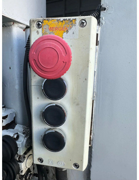 Camión de basura Renault Midlum 220 GARBAGE / MULL + SPRING / SPRING + 175.643 KM + EURO 5: foto 19