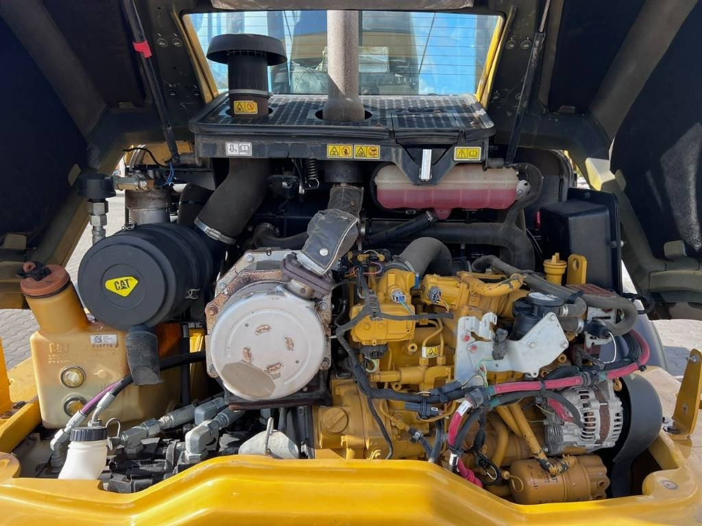 Cargadora de ruedas CAT 908M EPA+CE: foto 16
