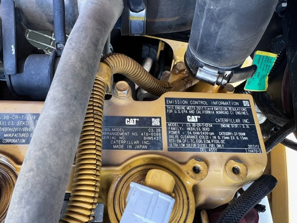Cargadora de ruedas CAT 908M EPA+CE: foto 13