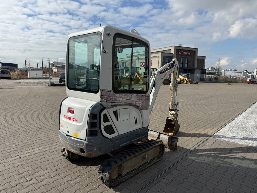 Takeuchi TB 216 Powertilt  - Miniexcavadora: foto 4 Takeuchi TB 216 Powertilt  - Miniexcavadora: foto 4