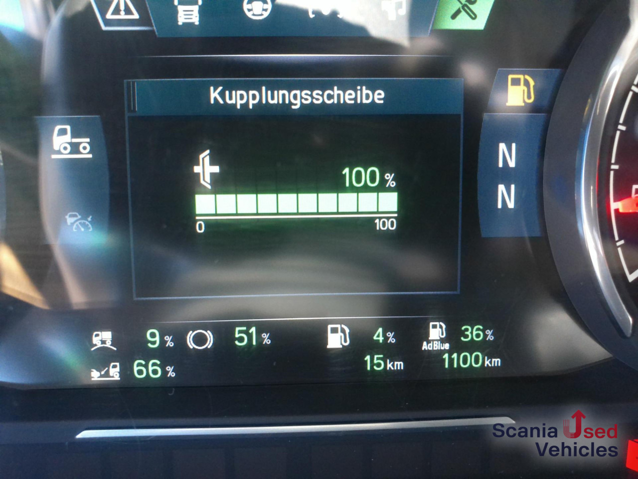 SCANIA R 450 B6x4NA mit Kran HMF 2320-K-RCS 23mtr. - Cabeza tractora: foto 5 SCANIA R 450 B6x4NA mit Kran HMF 2320-K-RCS 23mtr. - Cabeza tractora: foto 5