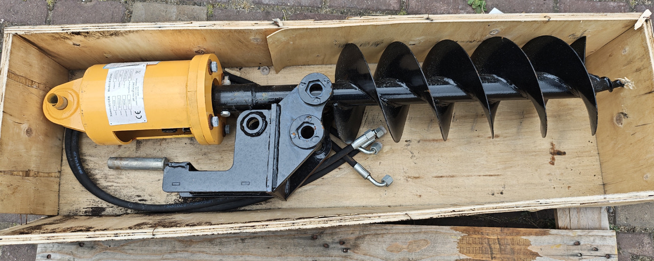 JPC KV200 - Taladro para tierra para Excavadora: foto 1 JPC KV200 - Taladro para tierra para Excavadora: foto 1