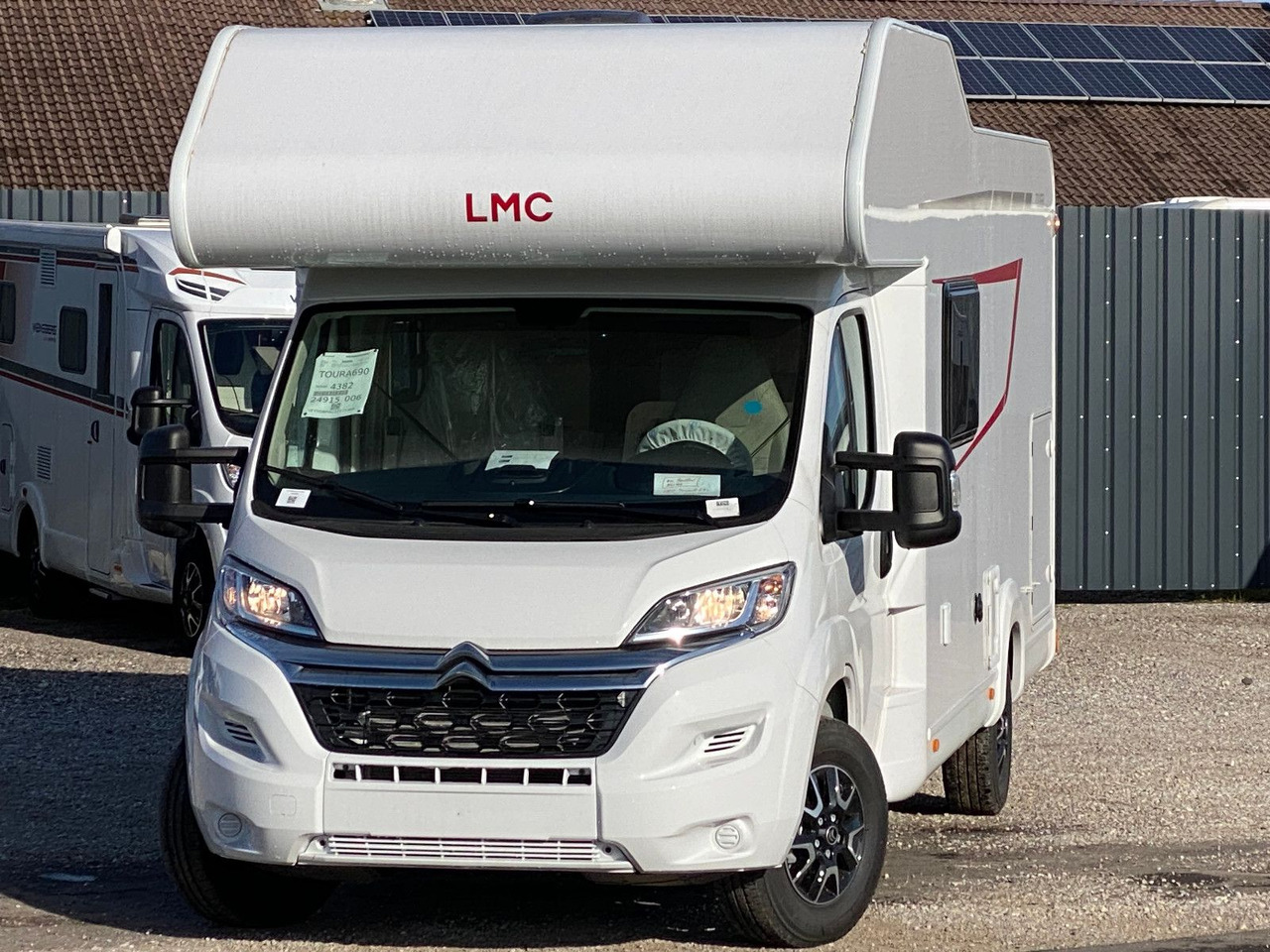 LMC Edition Tourer A 690 G, Markise,Fahradträger 6 p - Autocaravana capuchina: foto 3 LMC Edition Tourer A 690 G, Markise,Fahradträger 6 p - Autocaravana capuchina: foto 3