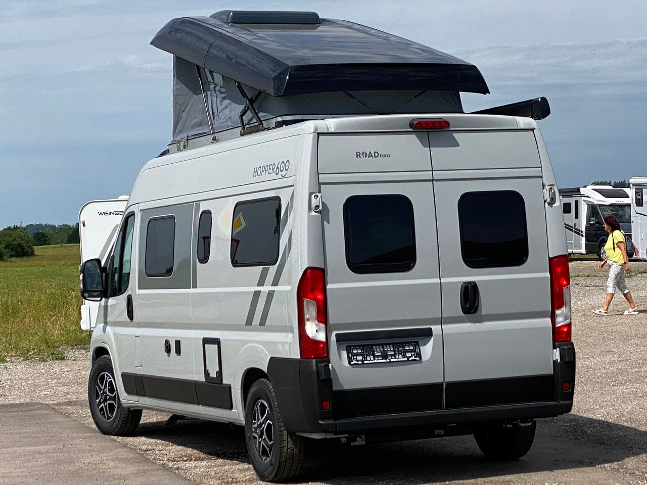 Cámper ROADfans Hopper 600 mit Aufstelldach, Automatik, Combi 4D: foto 7 Cámper ROADfans Hopper 600 mit Aufstelldach, Automatik, Combi 4D: foto 7