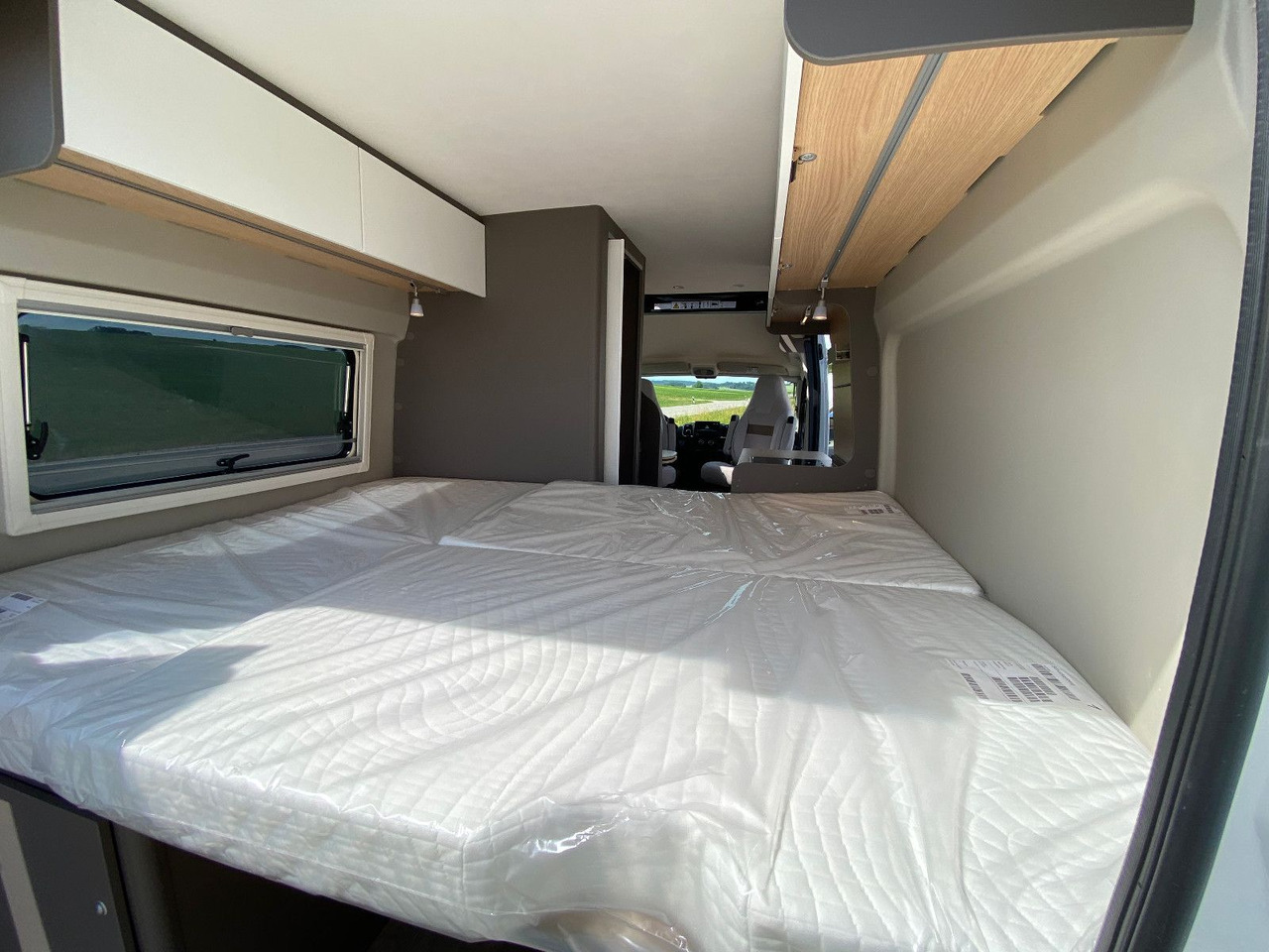 Cámper ROADfans Hopper 600 mit Aufstelldach, Automatik, Combi 4D: foto 15 Cámper ROADfans Hopper 600 mit Aufstelldach, Automatik, Combi 4D: foto 15