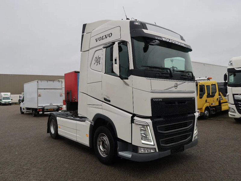 Volvo FH 460 4x2, Globe, LA chass, 2 tanks, ACC, TOP! - Cabeza tractora: foto 4 Volvo FH 460 4x2, Globe, LA chass, 2 tanks, ACC, TOP! - Cabeza tractora: foto 4