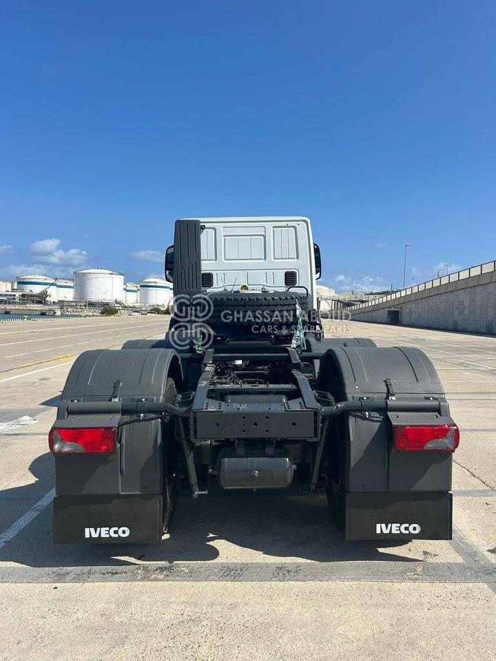 IVECO T-WAY Tractor 6×4 AT720T47TH GVW 26-38 Ton HP 470 R20Tyre MY24 - Cabeza tractora: foto 3 IVECO T-WAY Tractor 6×4 AT720T47TH GVW 26-38 Ton HP 470 R20Tyre MY24 - Cabeza tractora: foto 3