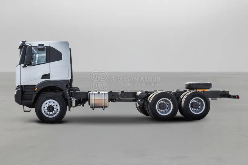 Iveco T-WAY AT380T47H 6x4 R24 Tyres Chassis - Barcelona Stock - Camión chasis: foto 4 Iveco T-WAY AT380T47H 6x4 R24 Tyres Chassis - Barcelona Stock - Camión chasis: foto 4