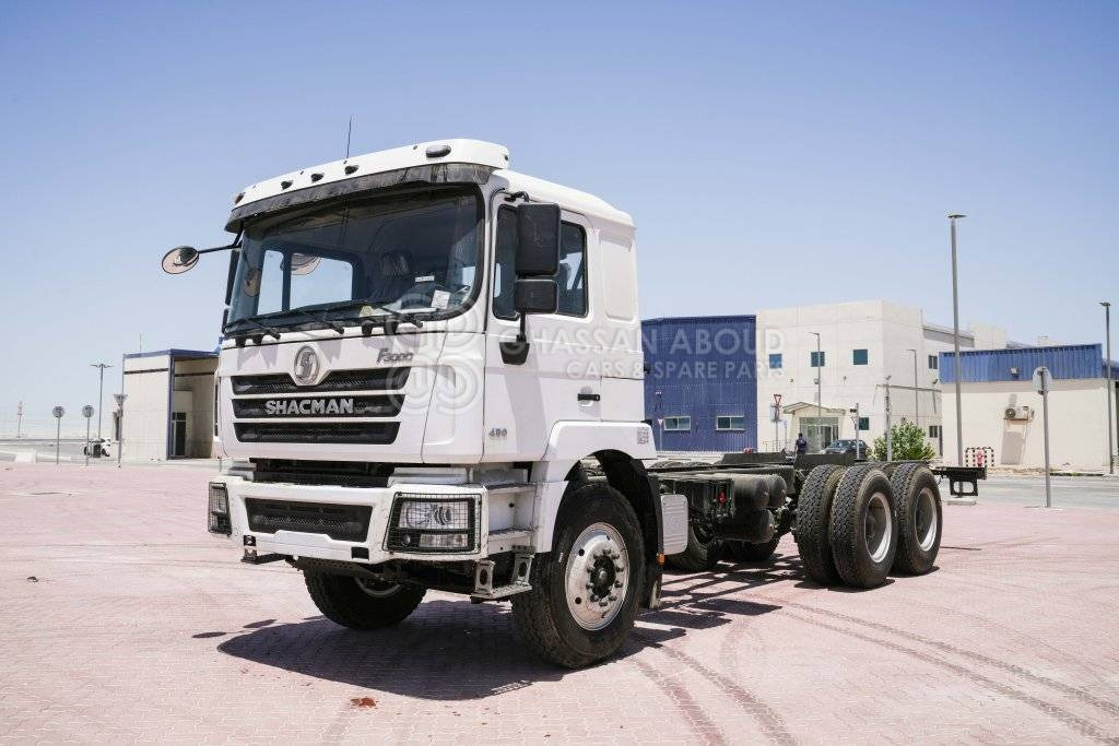 SHACMAN F3000 6×4 CHASSIS CAB MY25 Rigid Chassis Cab - Camión chasis: foto 1 SHACMAN F3000 6×4 CHASSIS CAB MY25 Rigid Chassis Cab - Camión chasis: foto 1