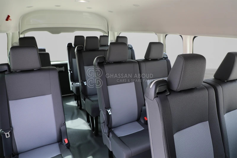 Minibús, Furgoneta de pasajeros Toyota Hiace: foto 7