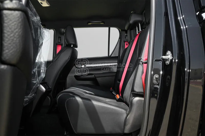 Toyota Hilux 4X4 Double Cabin - Pick-up, Furgoneta combi: foto 5 Toyota Hilux 4X4 Double Cabin - Pick-up, Furgoneta combi: foto 5