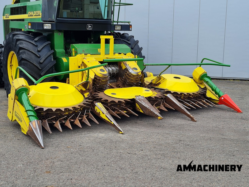 Kemper 4500 fits JD rotary corn header - Cabezal de maíz: foto 1 Kemper 4500 fits JD rotary corn header - Cabezal de maíz: foto 1