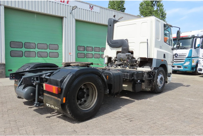 DAF CF 85.410 Manual, Retarder, PTO/Hydraulic, Very clean truck! - Cabeza tractora: foto 5 DAF CF 85.410 Manual, Retarder, PTO/Hydraulic, Very clean truck! - Cabeza tractora: foto 5
