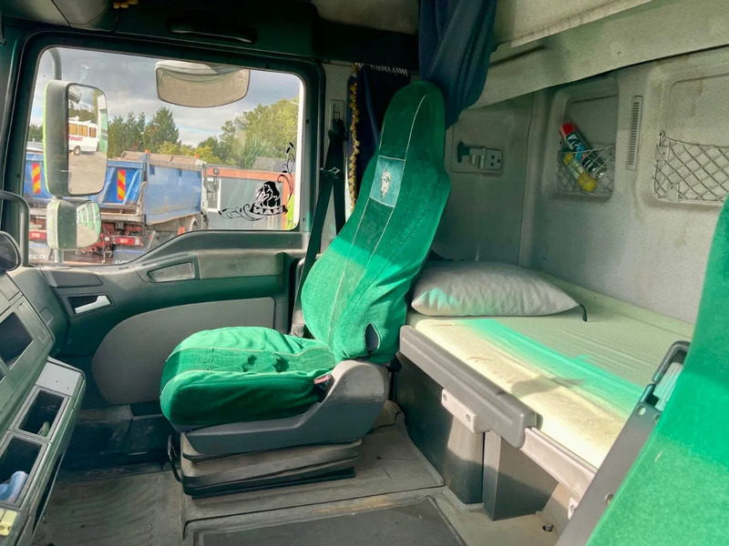 Cabeza tractora MAN TGA 26.480 Manual 6x2, PTO/ Hydrauliek: foto 17 Cabeza tractora MAN TGA 26.480 Manual 6x2, PTO/ Hydrauliek: foto 17