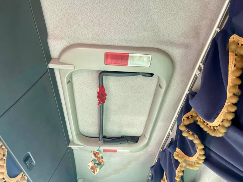 Cabeza tractora MAN TGA 26.480 Manual 6x2, PTO/ Hydrauliek: foto 18 Cabeza tractora MAN TGA 26.480 Manual 6x2, PTO/ Hydrauliek: foto 18