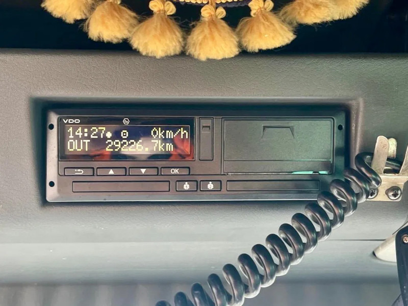 Cabeza tractora MAN TGA 26.480 Manual 6x2, PTO/ Hydrauliek: foto 9 Cabeza tractora MAN TGA 26.480 Manual 6x2, PTO/ Hydrauliek: foto 9