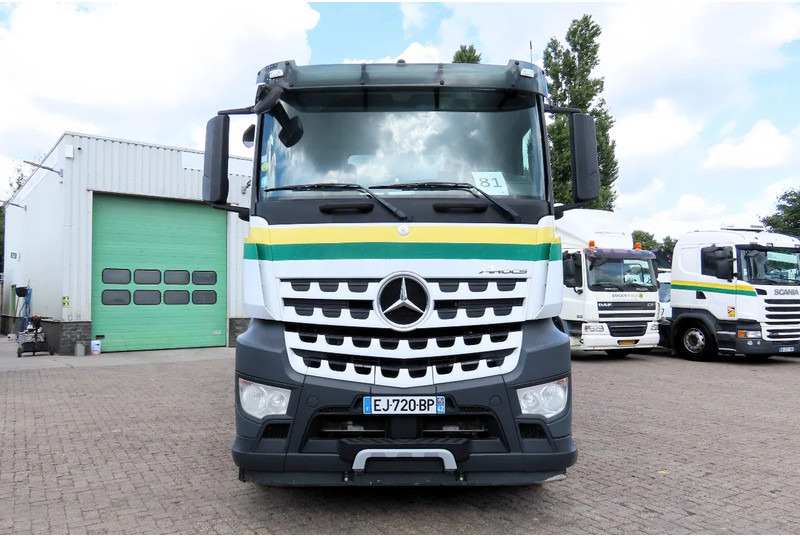 Mercedes-Benz Arocs 3245 8X4 SILO AUGER (FULL TRUCK IS FOR SALE) - Camión cisterna: foto 4 Mercedes-Benz Arocs 3245 8X4 SILO AUGER (FULL TRUCK IS FOR SALE) - Camión cisterna: foto 4