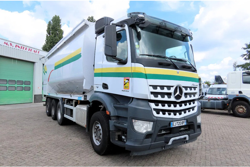 Mercedes-Benz Arocs 3245 8X4 SILO AUGER (FULL TRUCK IS FOR SALE) - Camión cisterna: foto 3 Mercedes-Benz Arocs 3245 8X4 SILO AUGER (FULL TRUCK IS FOR SALE) - Camión cisterna: foto 3